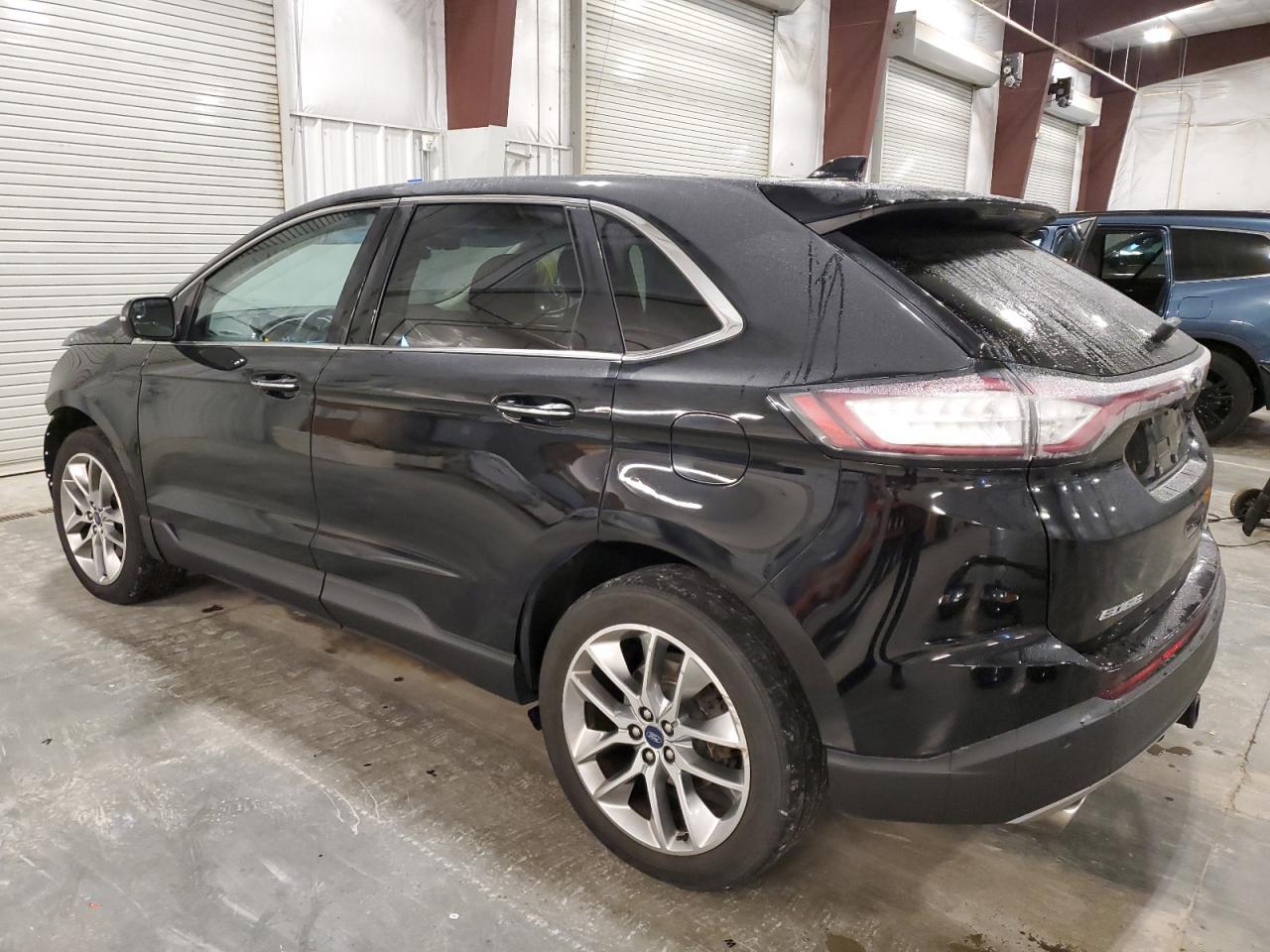 2018 Ford Edge Titanium - Image 2