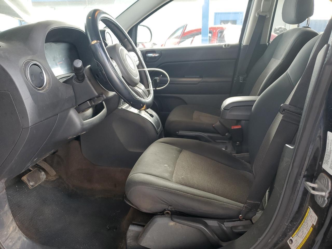 2013 Jeep Compass Latitude - Image 7