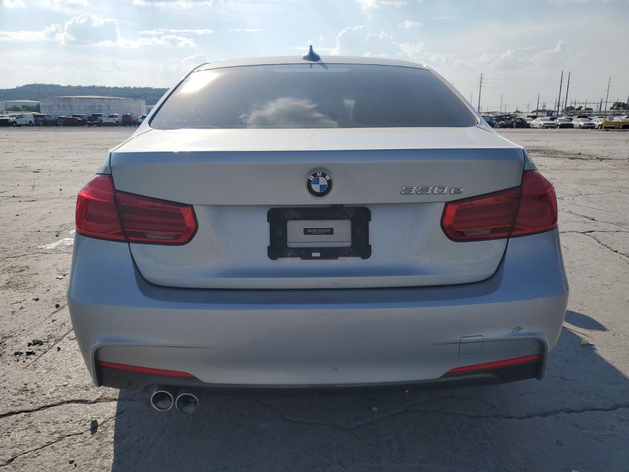 2018 BMW 330E - Image 6