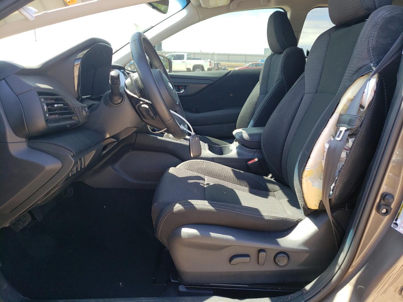 2022 Subaru Outback Premium - Image 7