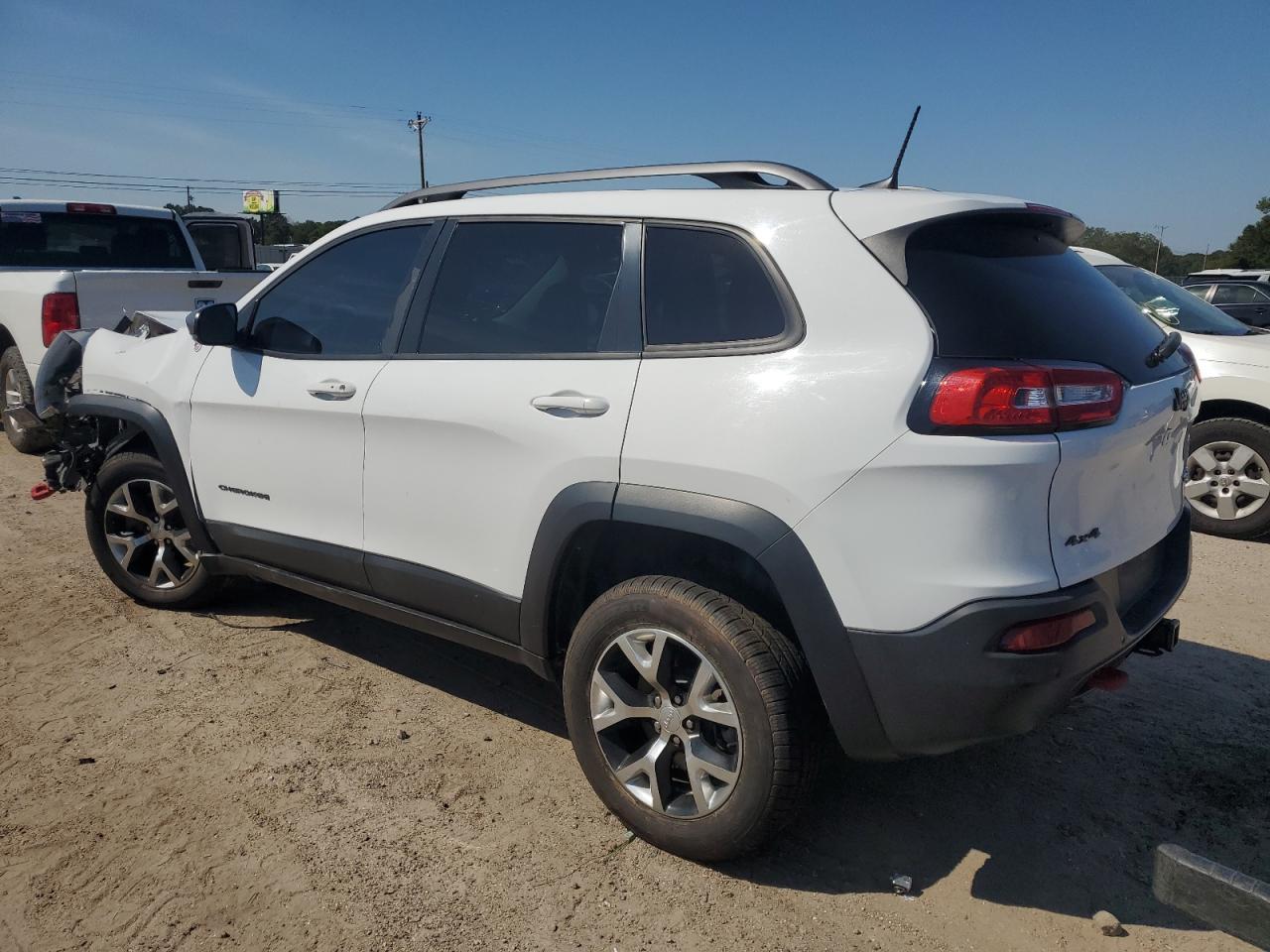 2018 Jeep Cherokee Trailhawk - Фото 2