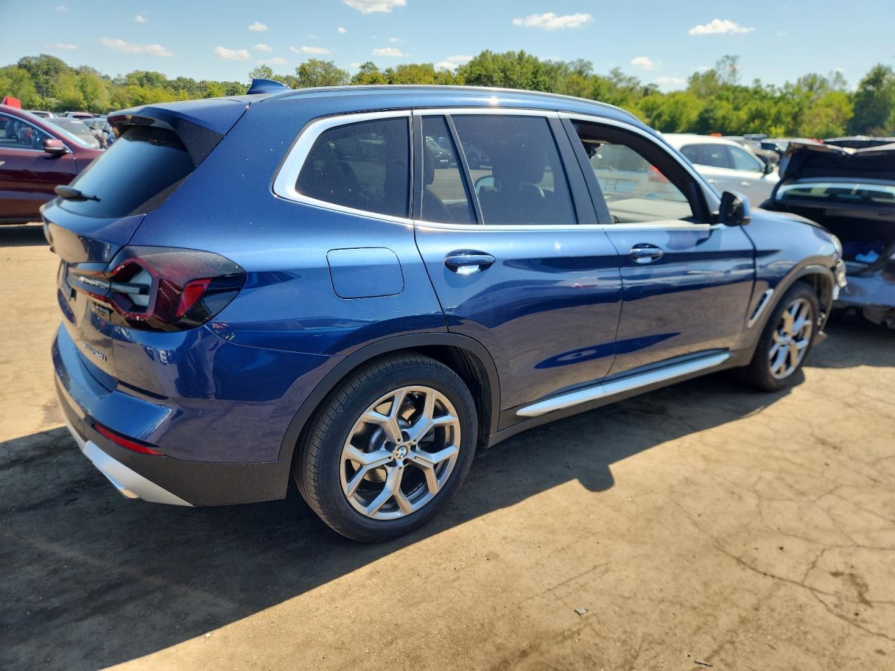 2023 BMW X3 xDrive30I - Фото 3