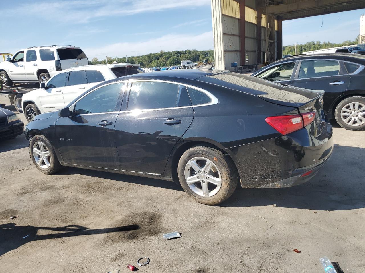 2019 Chevrolet Malibu Ls - Фото 2