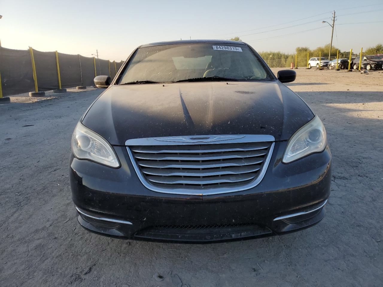 2011 Chrysler 200 Touring - Image 5