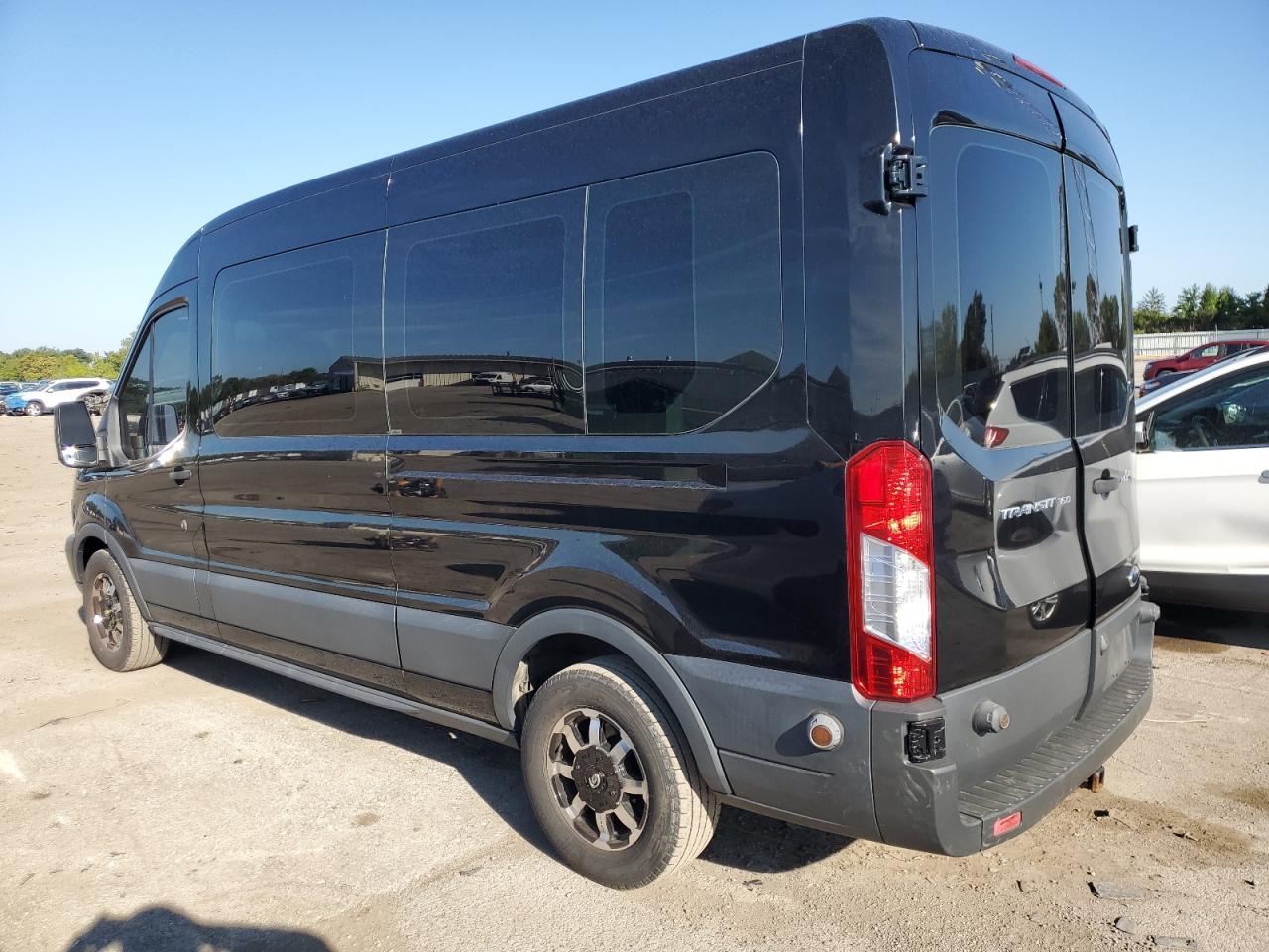 2017 Ford Transit T-350 - Фото 2