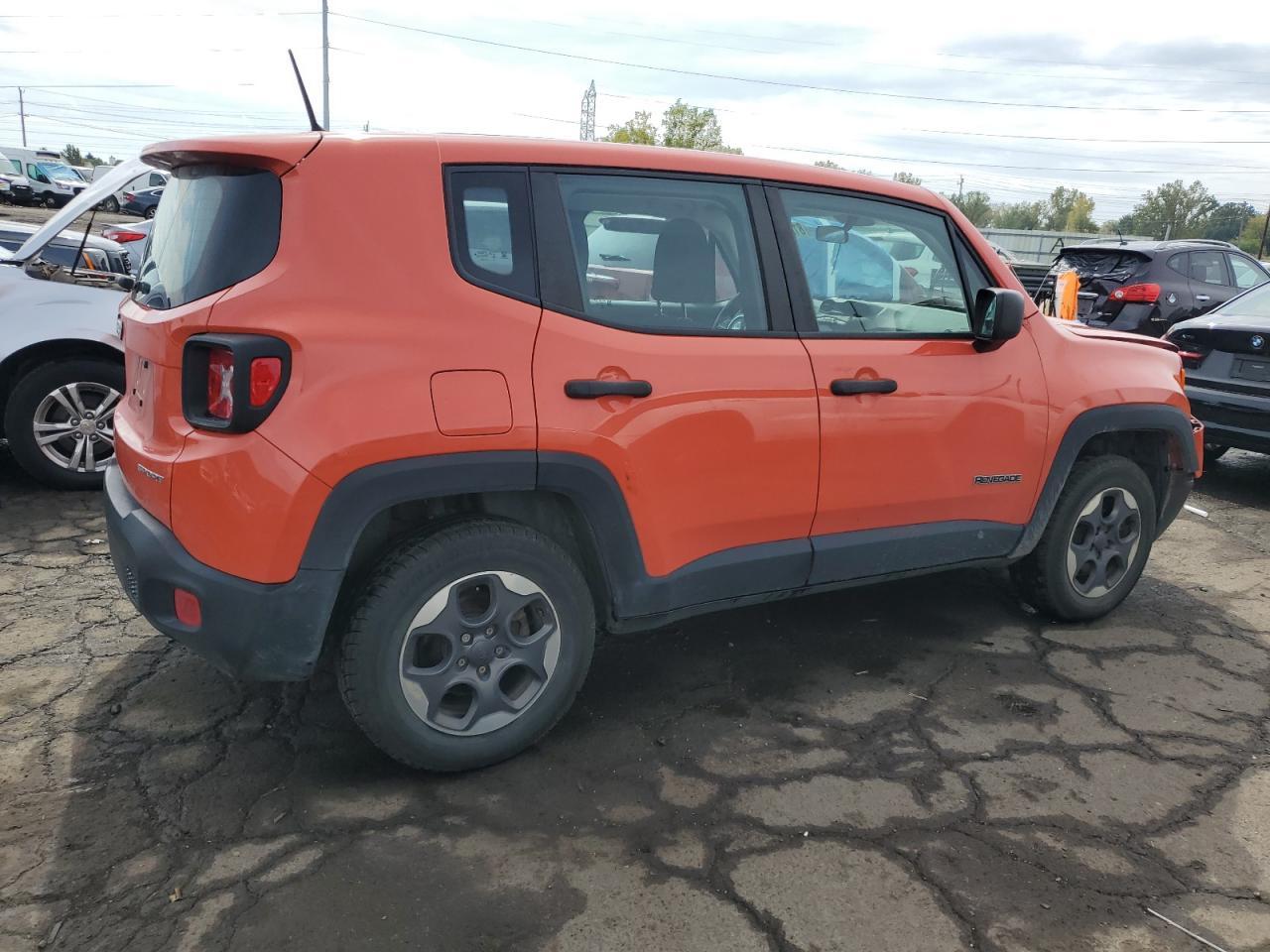2015 Jeep Renegade Sport - Image 3