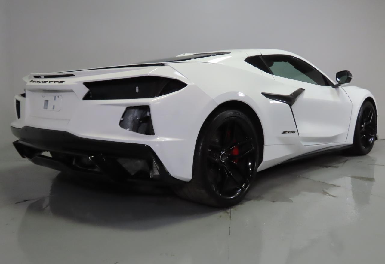 2025 Chevrolet Corvette Z06 2Lz - Фото 3