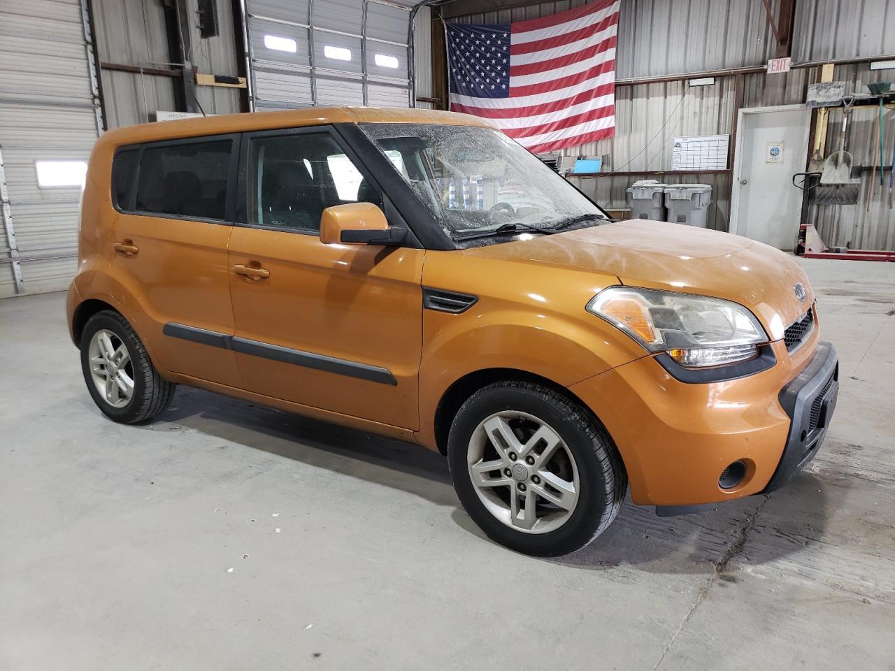 2011 Kia Soul + - Image 4