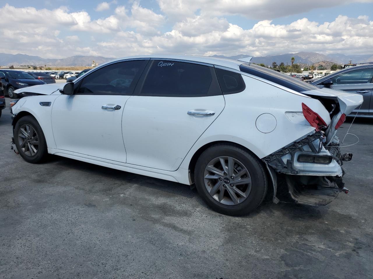 2020 Kia Optima Lx - Фото 2