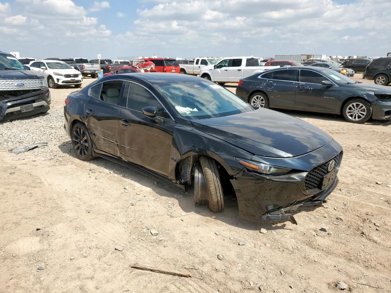 2025 Mazda 3 Premium Plus - Image 4