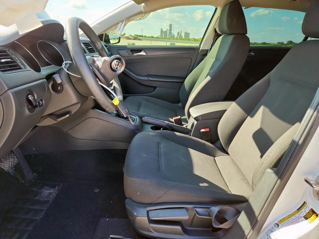 2016 Volkswagen Jetta S - Image 7