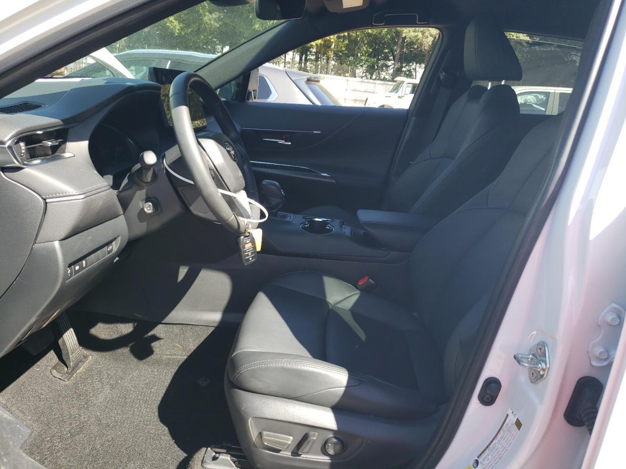 2024 Toyota Venza Le - Фото 7