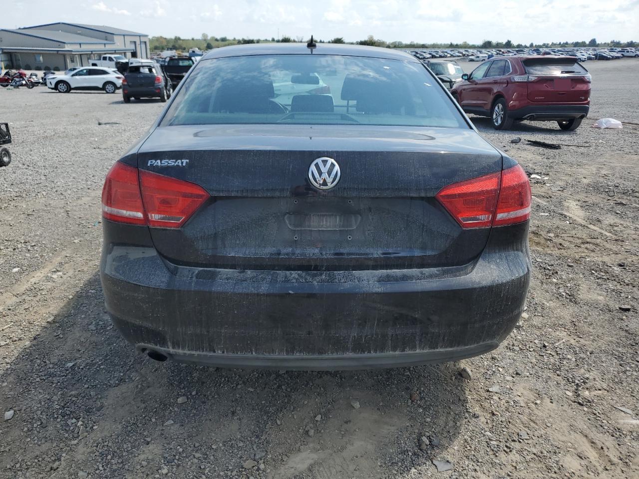 2014 Volkswagen Passat S - Image 6