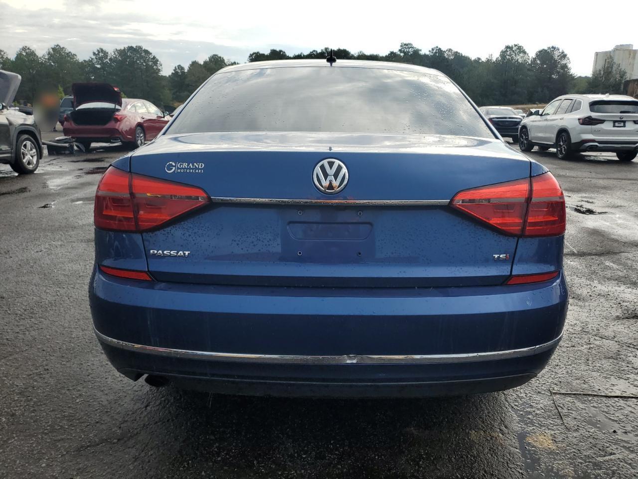2016 Volkswagen Passat S - Фото 6