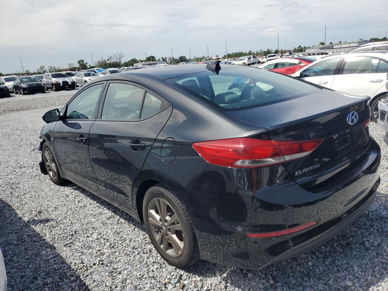 2018 Hyundai Elantra Sel - Image 2