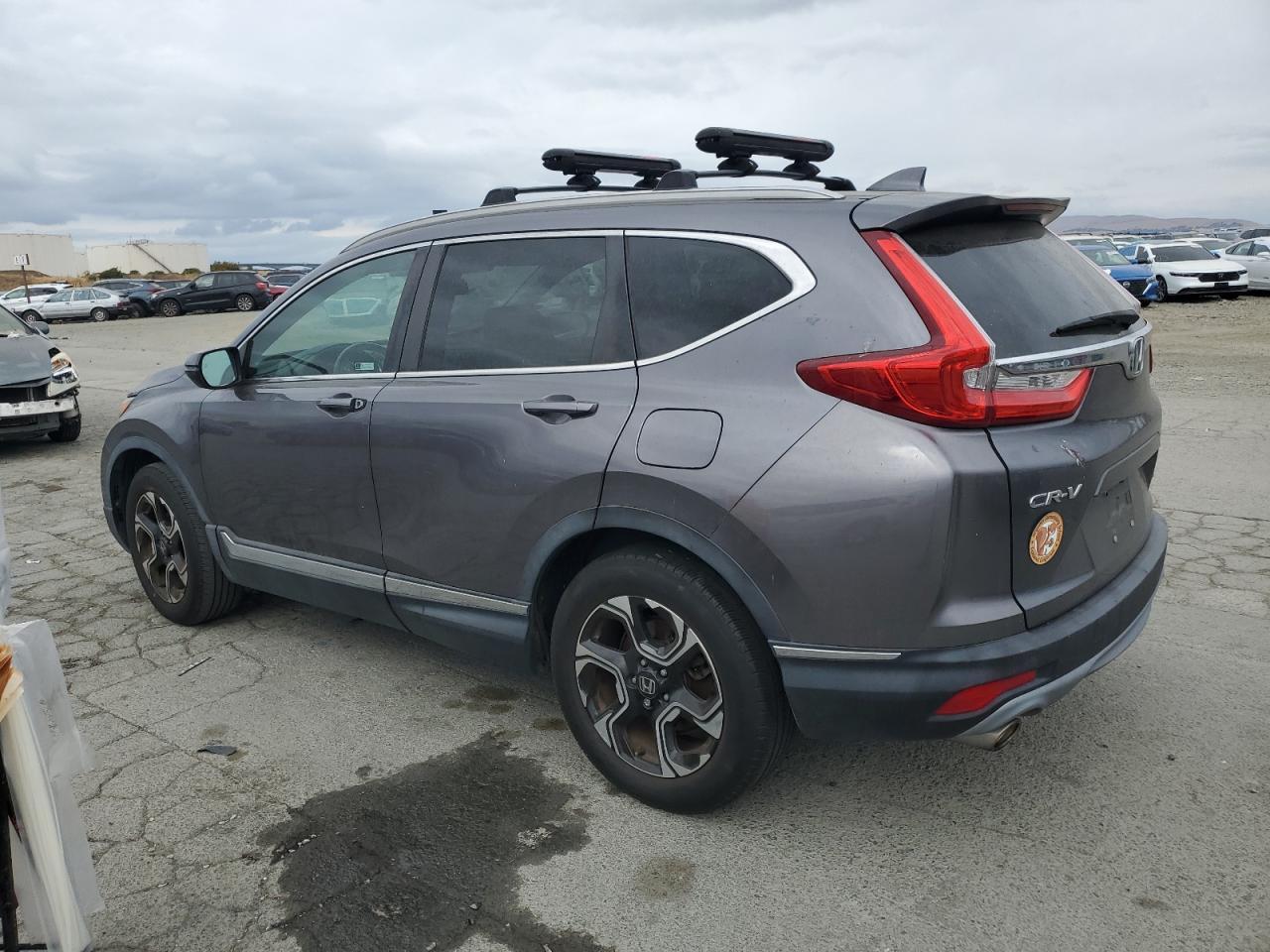 2018 Honda Cr-V Touring - Image 2