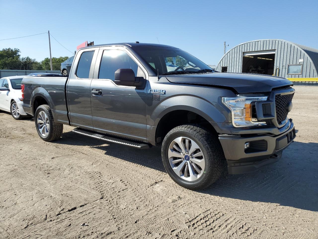 2018 Ford F150 Super Cab - Image 4