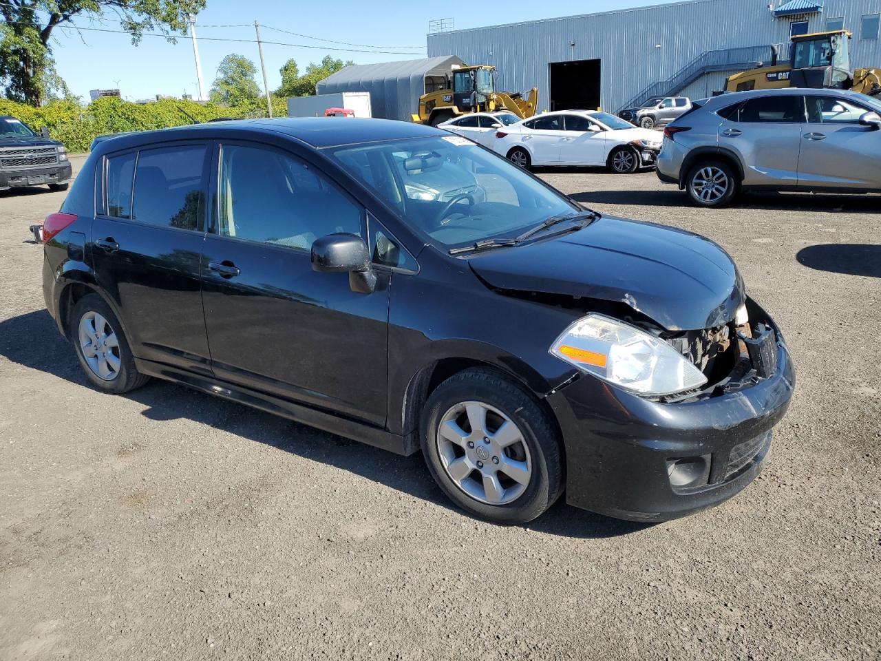 2011 Nissan Versa S - Image 4