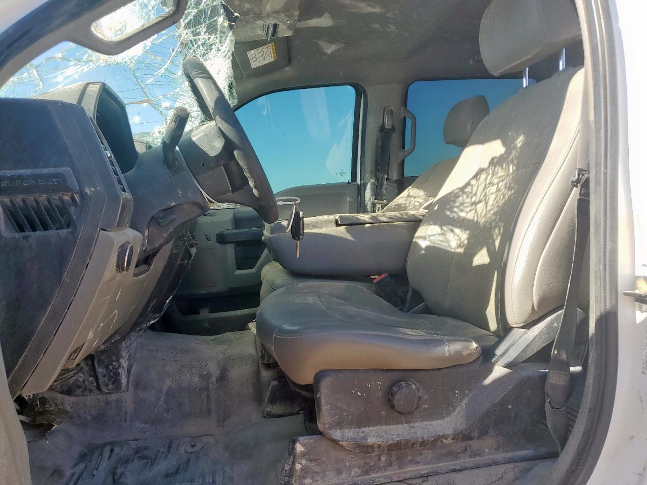 2022 Ford F250 Super Duty - Фото 7