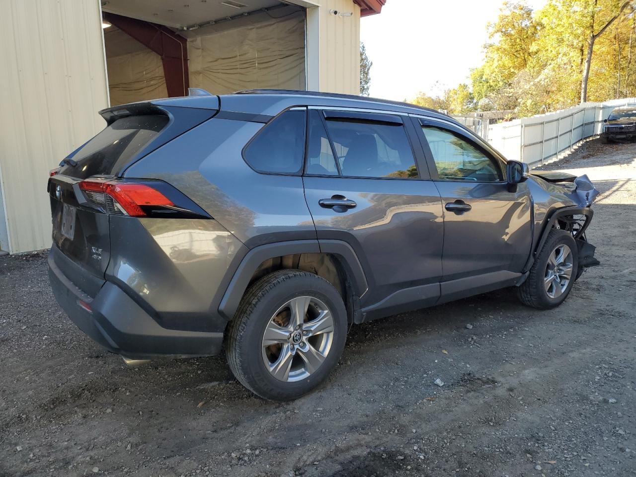 2024 Toyota Rav4 Xle - Фото 3