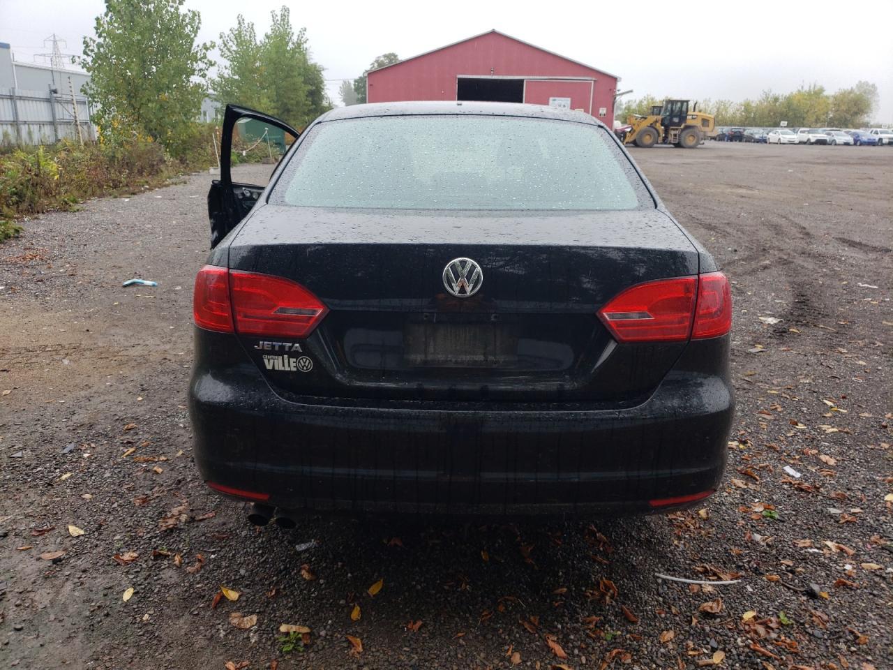 2011 Volkswagen Jetta - Image 6
