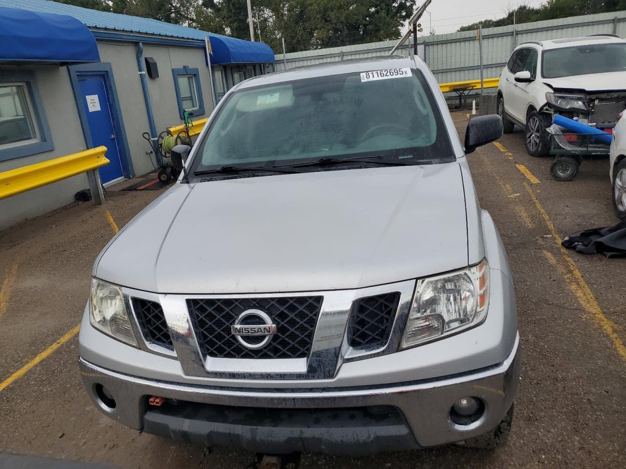 2011 Nissan Frontier S - Image 5