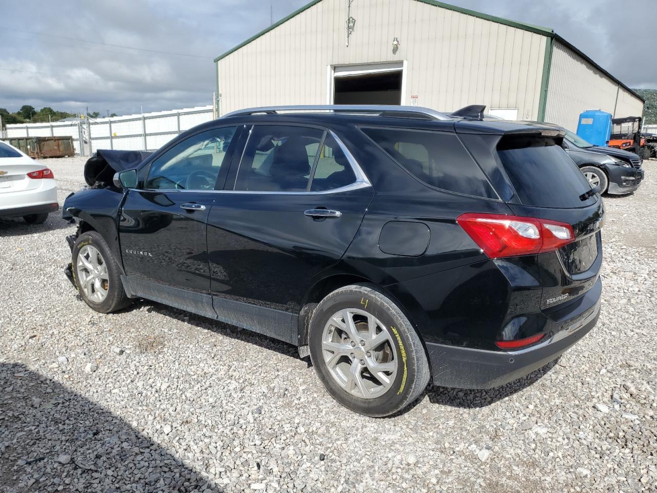 2021 Chevrolet Equinox Premier - Image 2