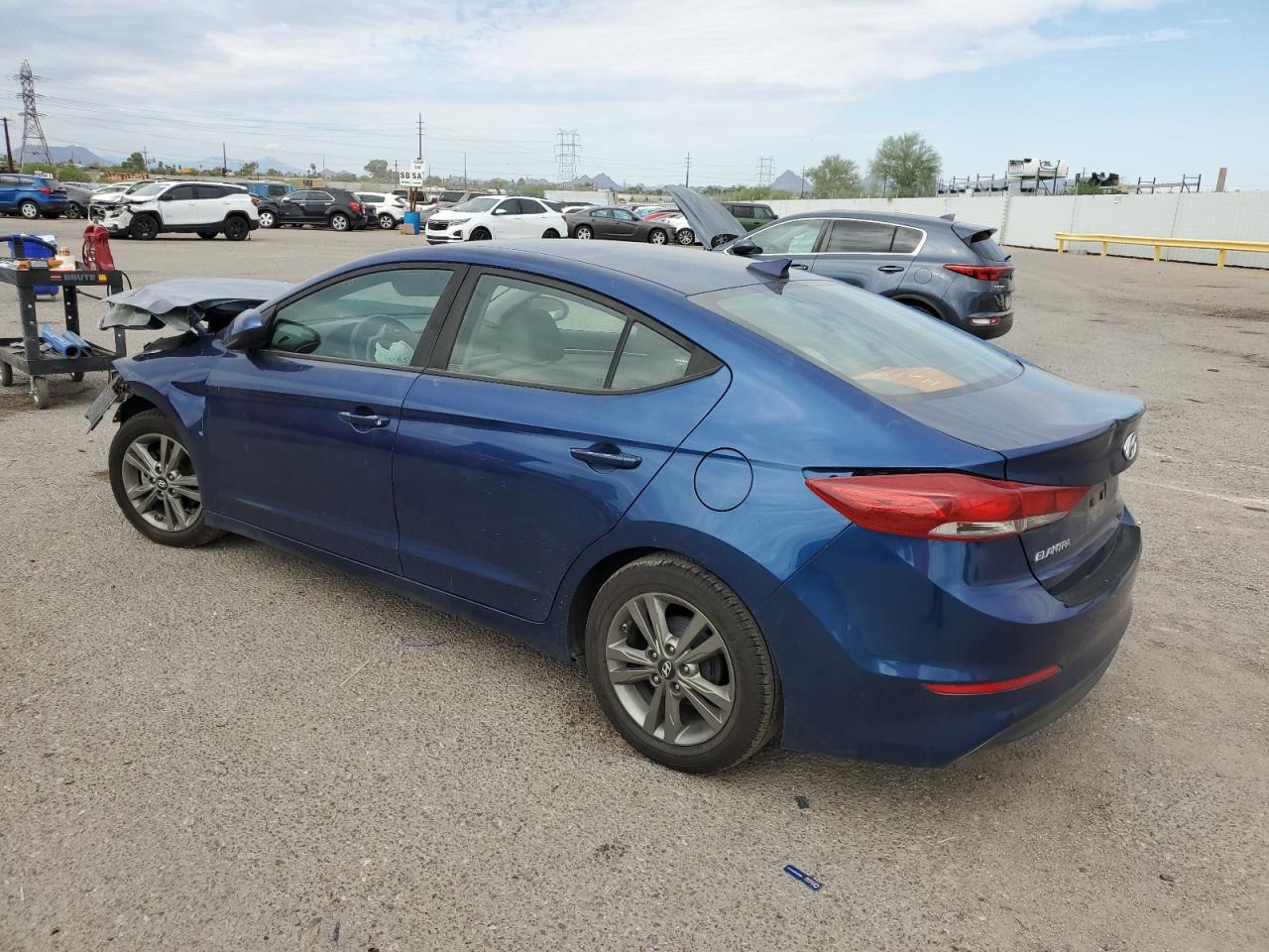2017 Hyundai Elantra Se - Фото 2
