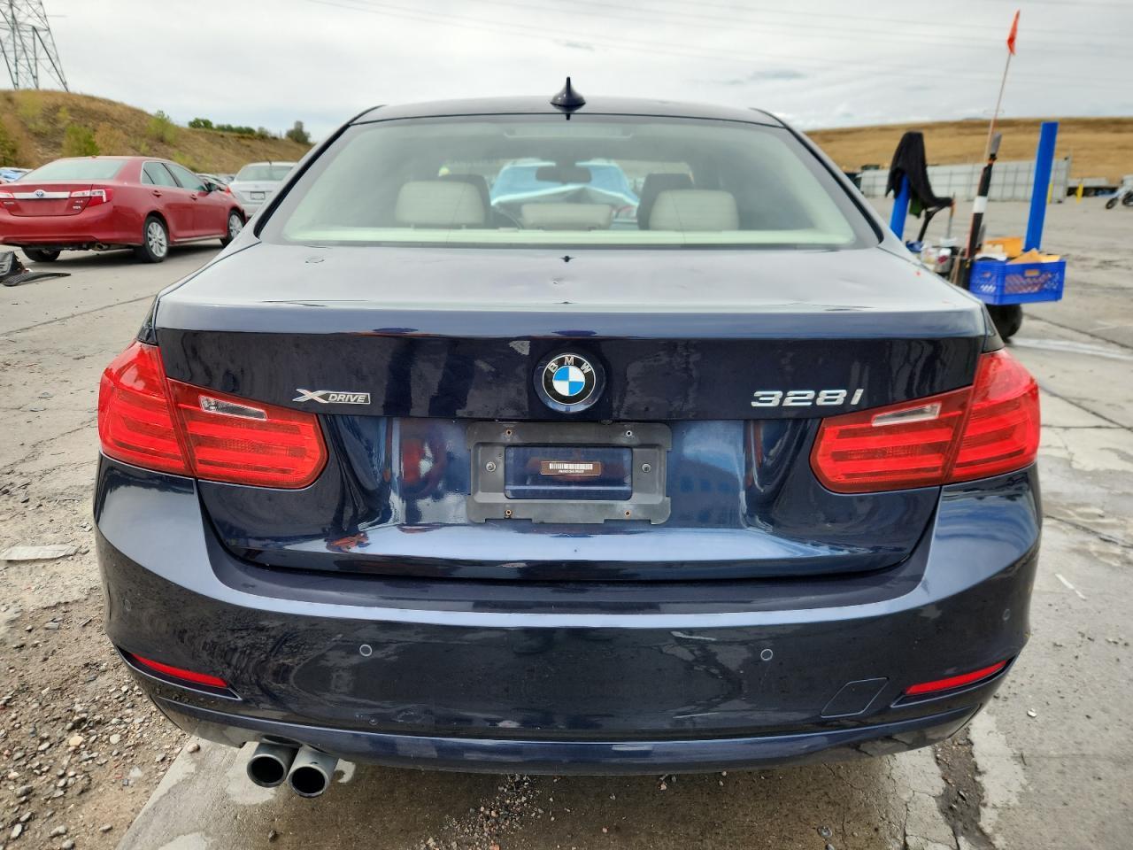 2014 BMW 328 Xi - Фото 6
