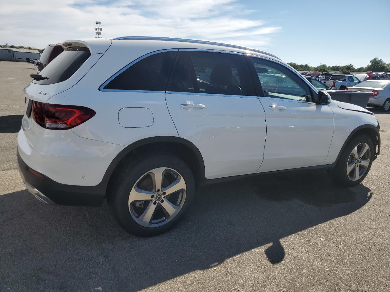2022 Mercedes-Benz Glc 300 4Matic - Фото 3