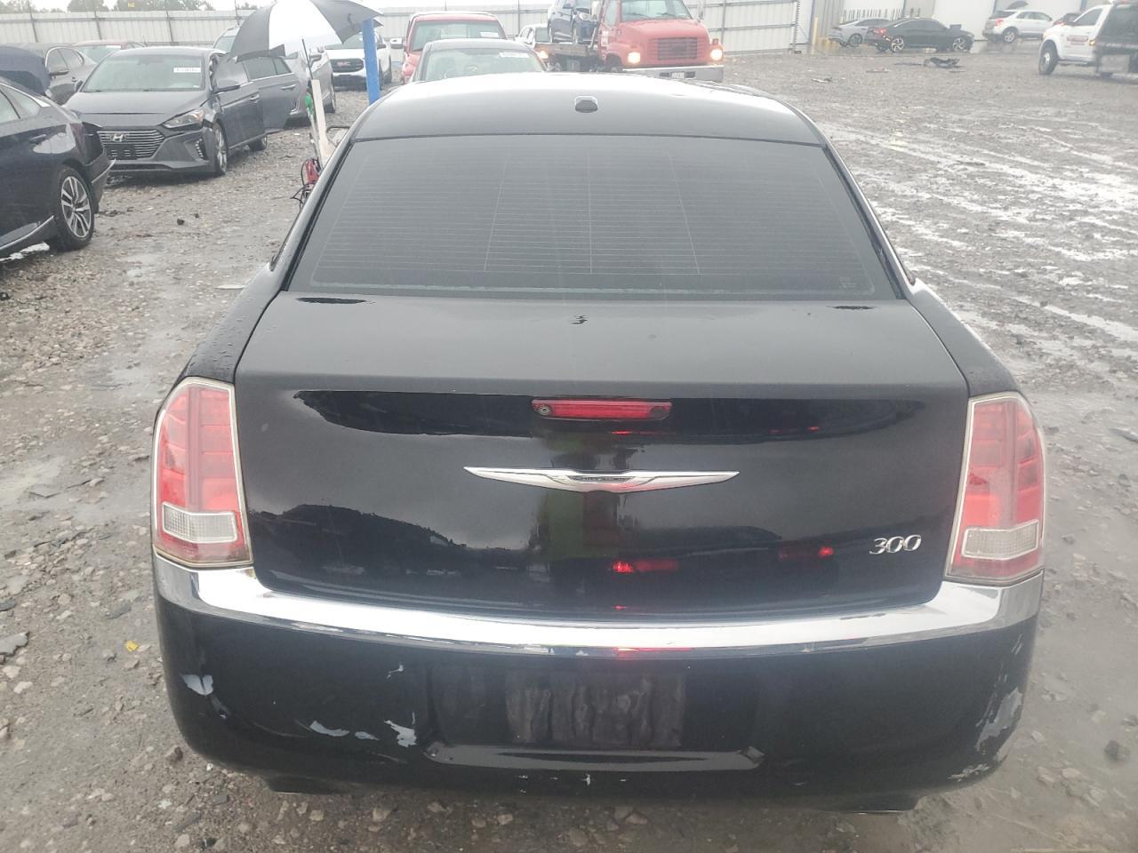 2013 Chrysler 300 - Фото 6