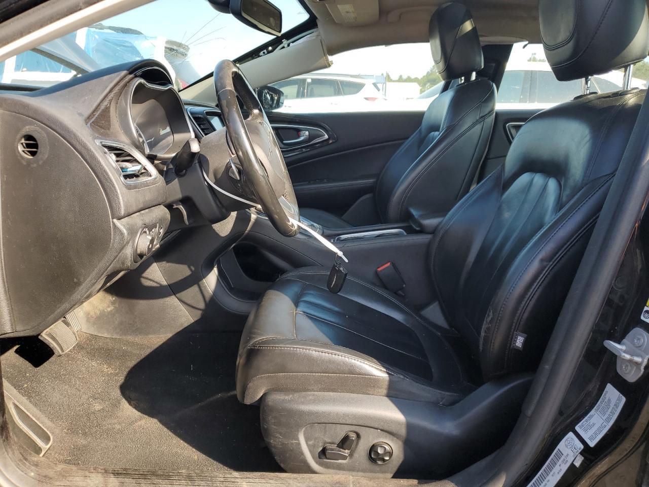 2016 Chrysler 200 C - Image 7