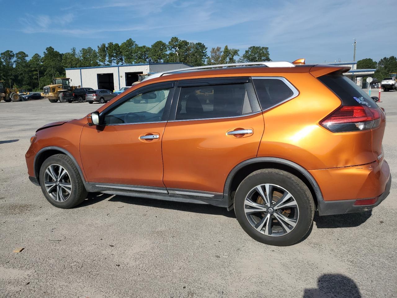 2017 Nissan Rogue S - Фото 2