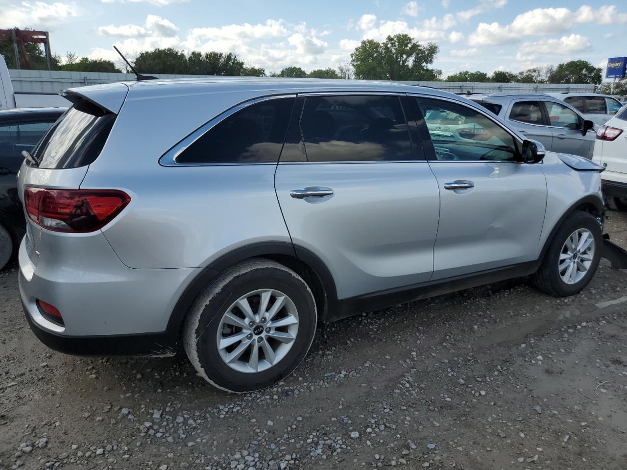 2019 Kia Sorento L - Фото 3