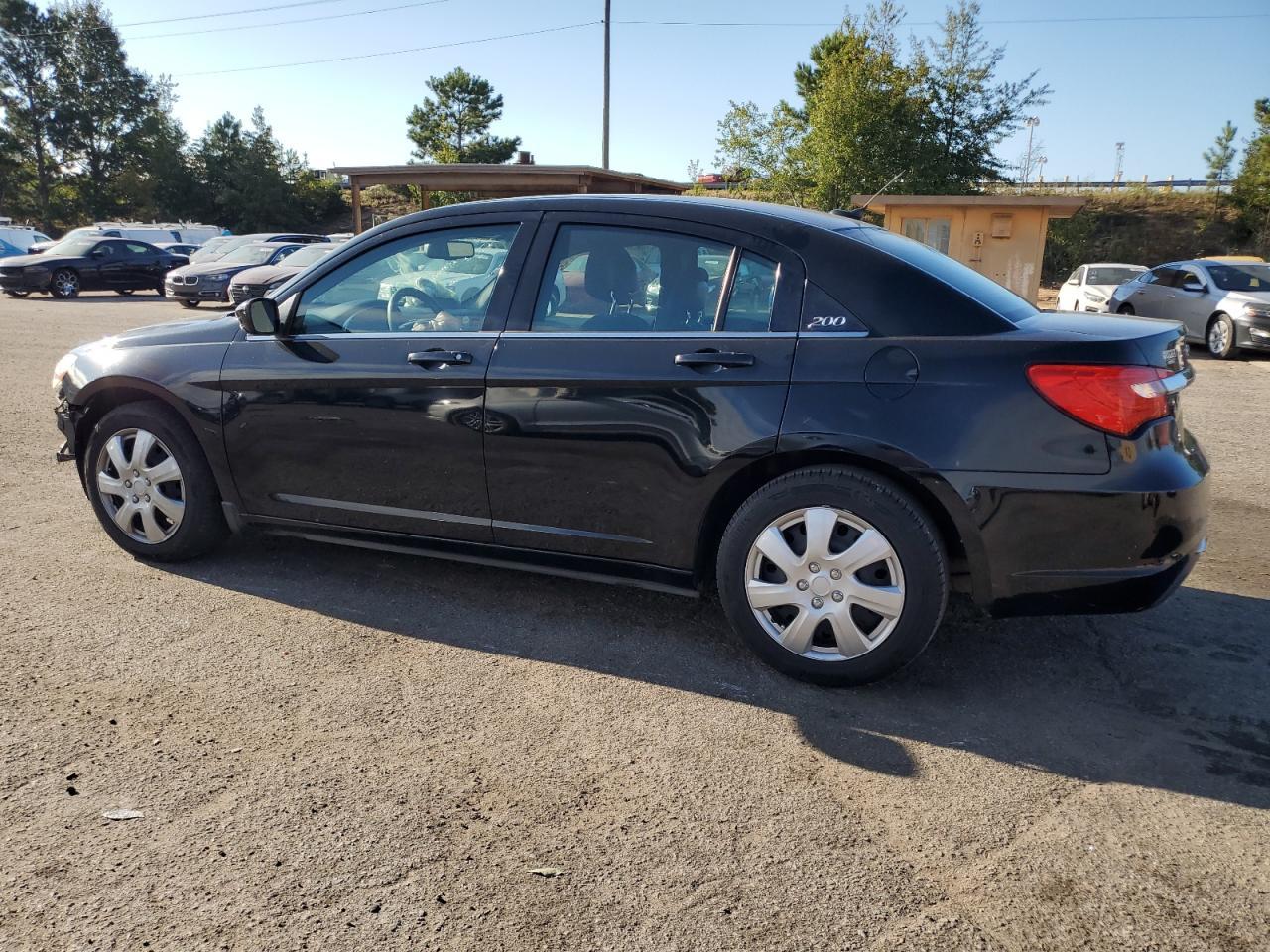 2012 Chrysler 200 Lx - Фото 2