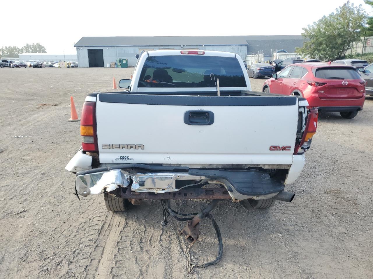 2003 GMC Sierra 2500 - Фото 6