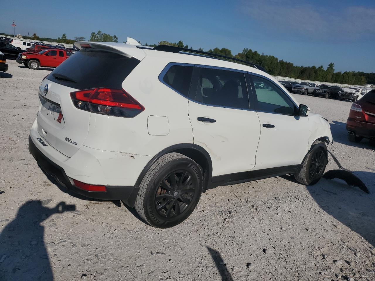 2017 Nissan Rogue Sv - Фото 3
