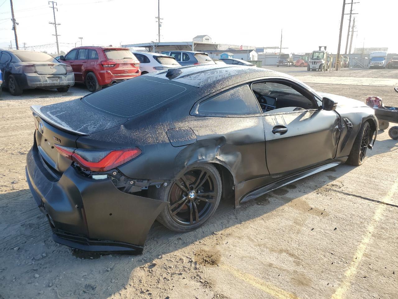 2022 BMW M4 Competition - Фото 3