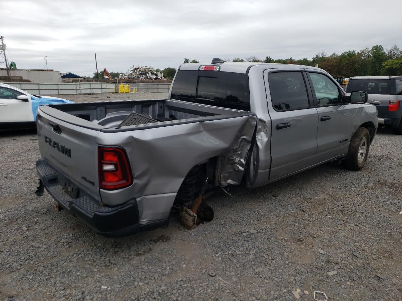 2025 Ram 1500 Tradesman - Фото 3