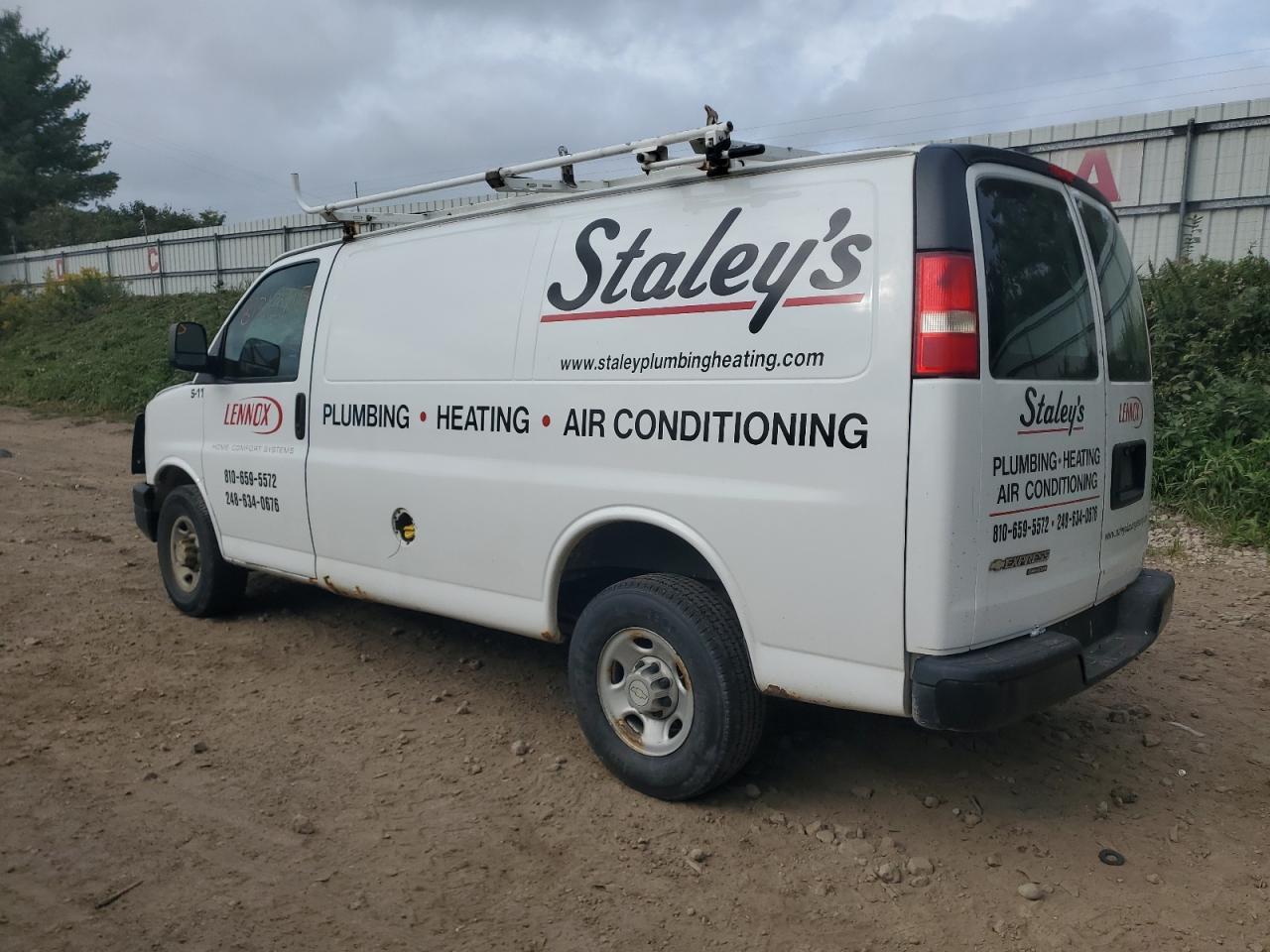 2012 Chevrolet Express G2500 - Image 2