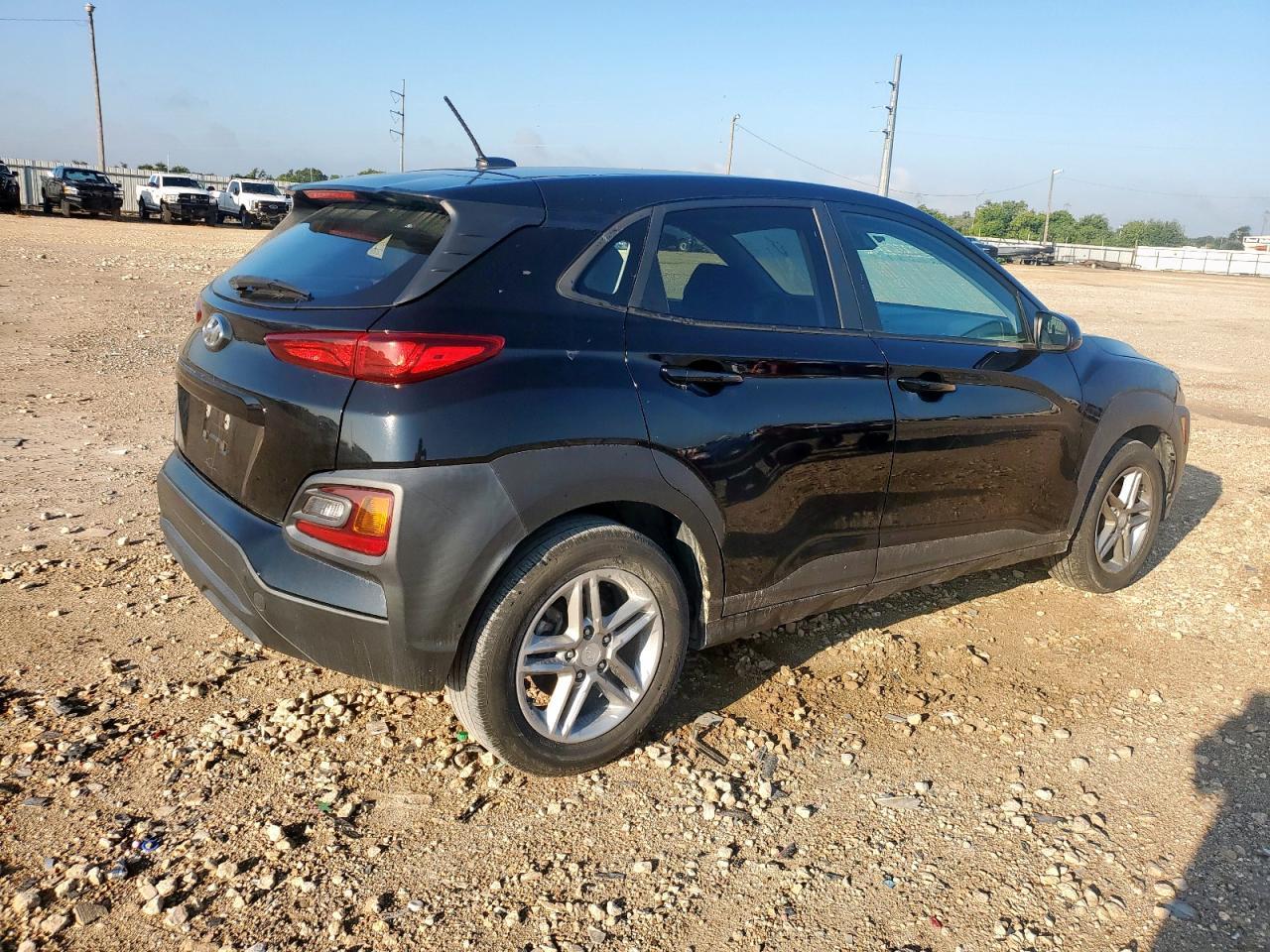 2020 Hyundai Kona Se - Image 3