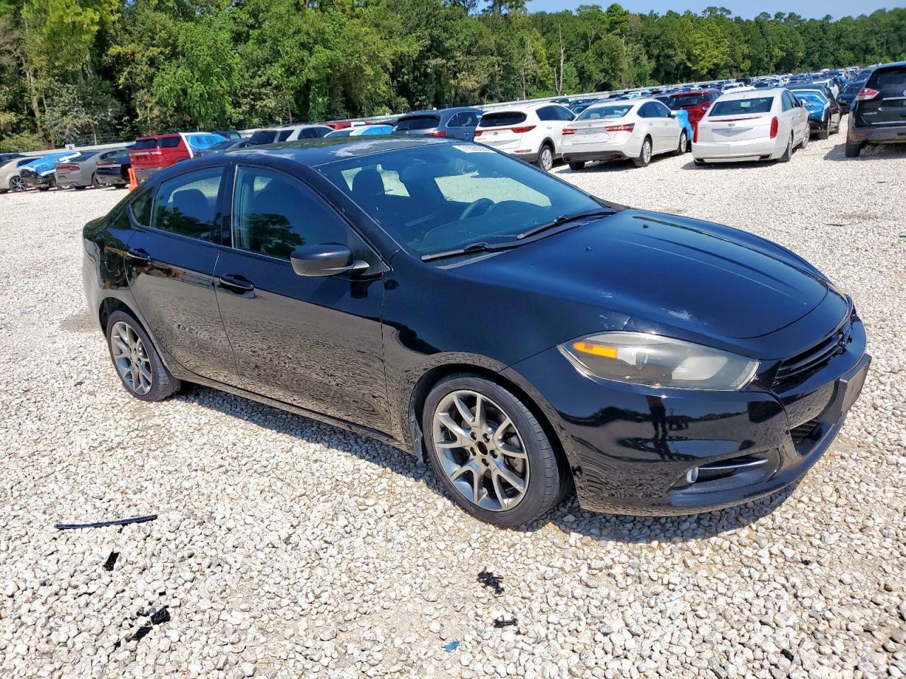 2015 Dodge Dart Sxt - Image 4