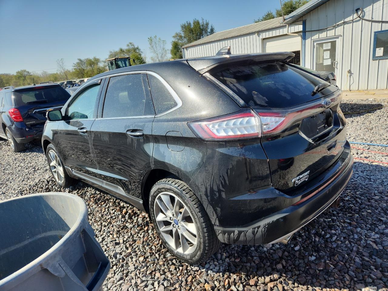 2015 Ford Edge Titanium - Image 2