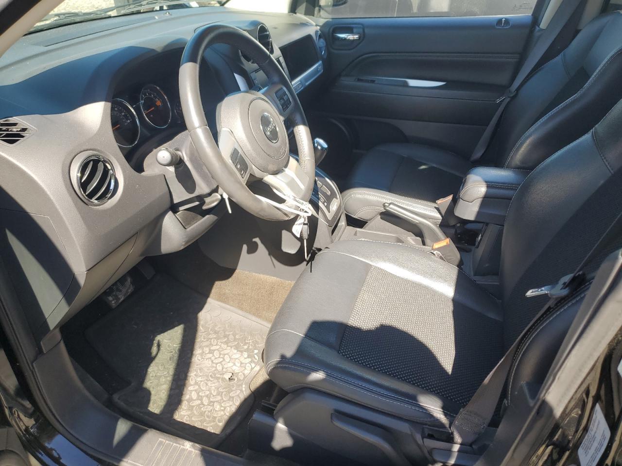 2016 Jeep Compass Latitude - Image 7