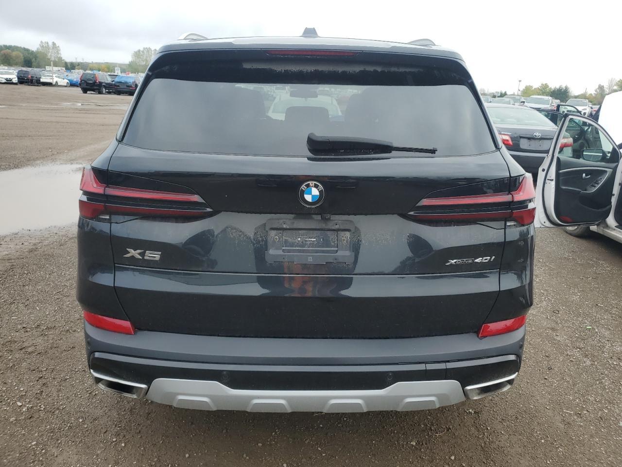 2024 BMW X5 xDrive40I - Image 6