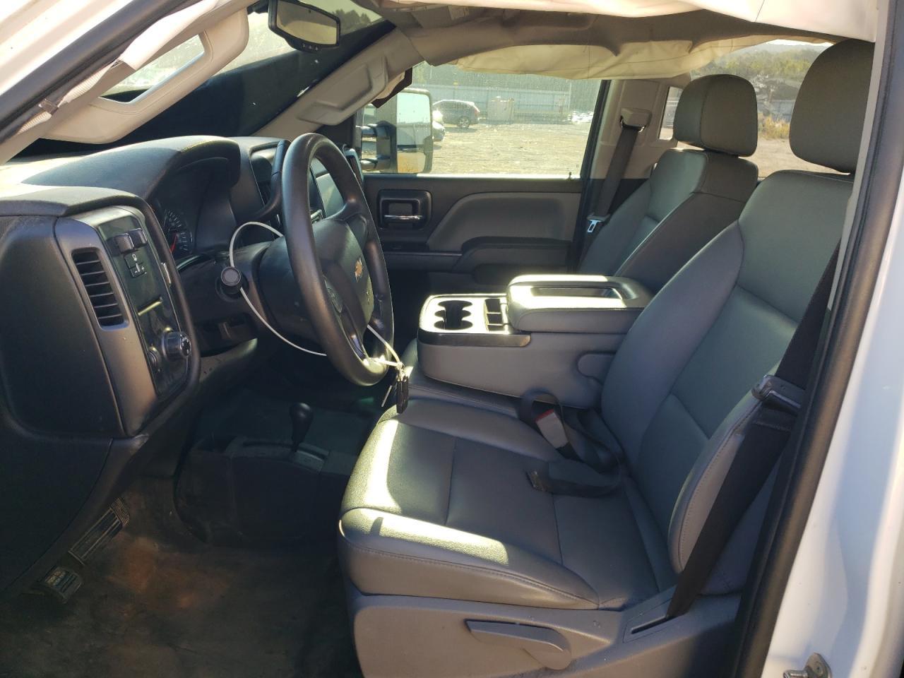 2019 Chevrolet Silverado - Image 7