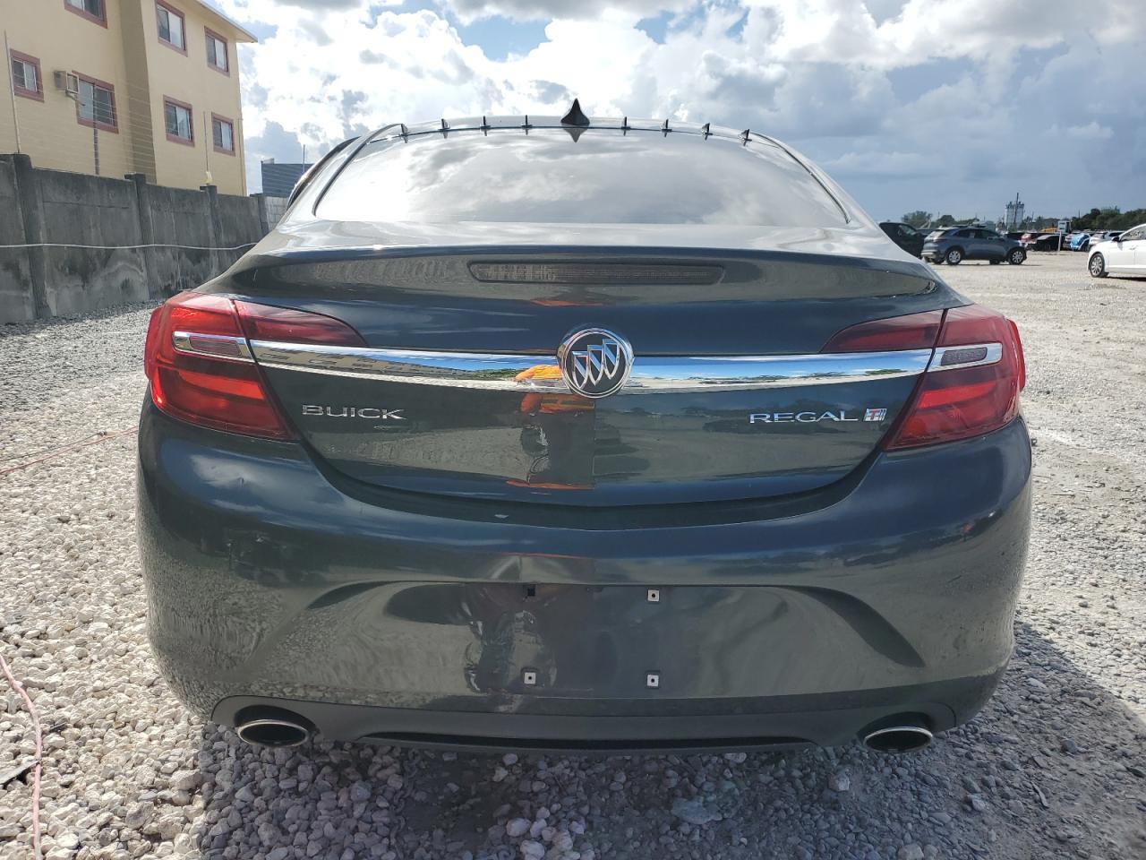 2015 Buick Regal - Image 6