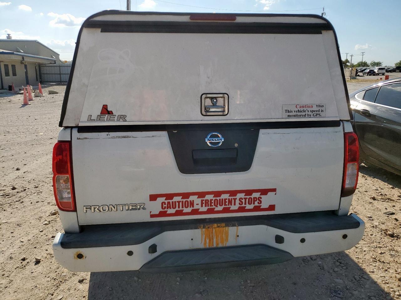 2017 Nissan Frontier S - Image 6