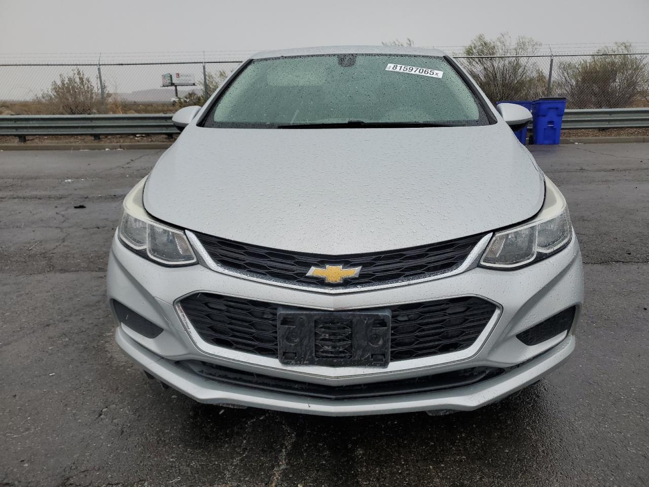 2018 Chevrolet Cruze Ls - Image 5