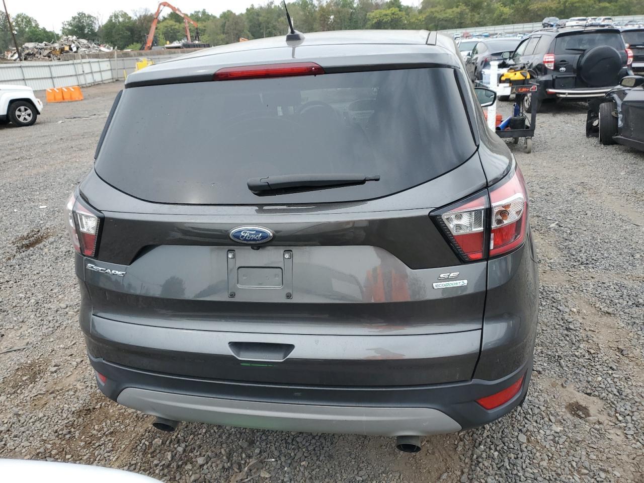 2017 Ford Escape Se - Фото 6